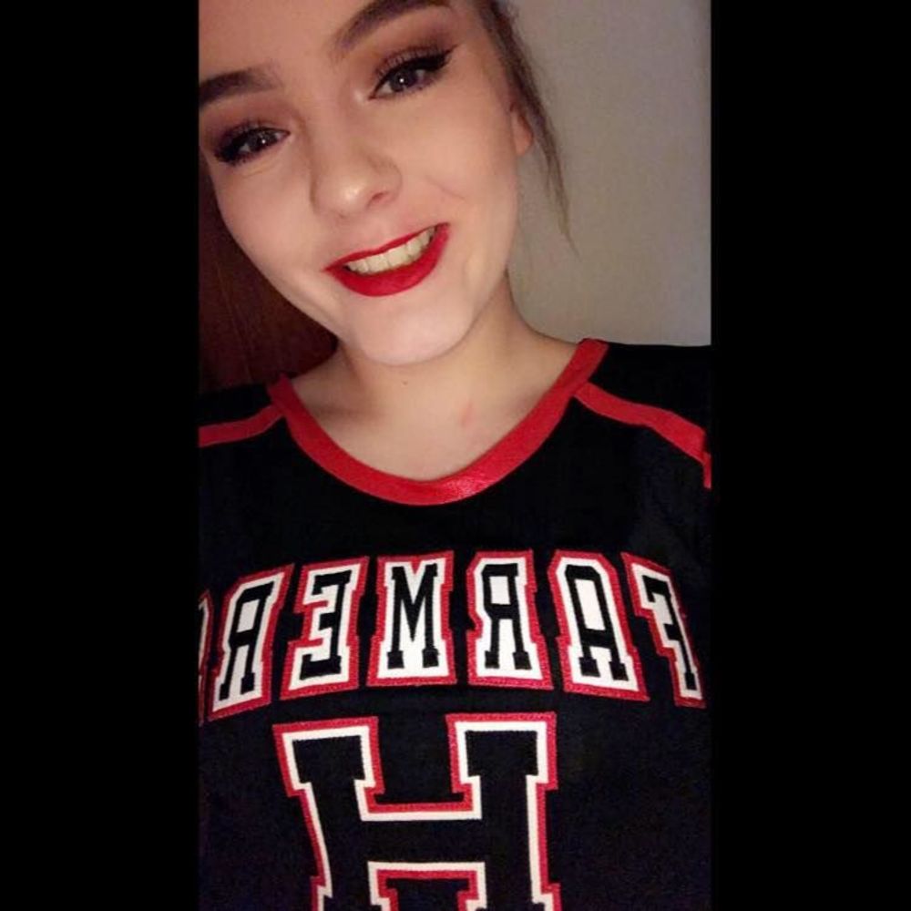 Meet your Posher, Tava